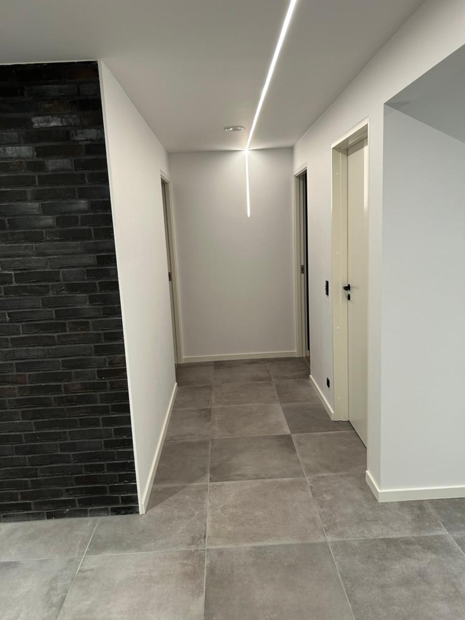 Bright, Quiet, Comfortable Room In A Luxury Home 호르센스 외부 사진