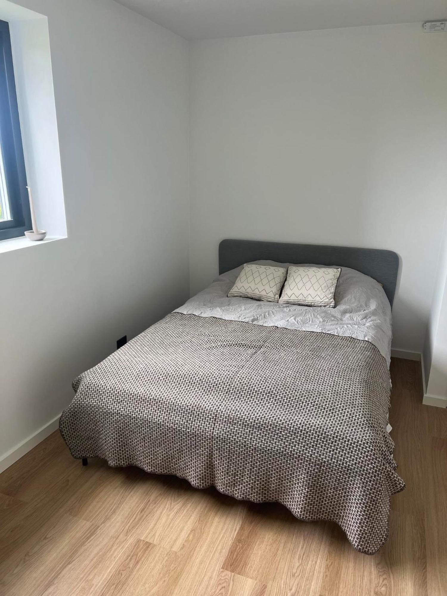 Bright, Quiet, Comfortable Room In A Luxury Home 호르센스 외부 사진